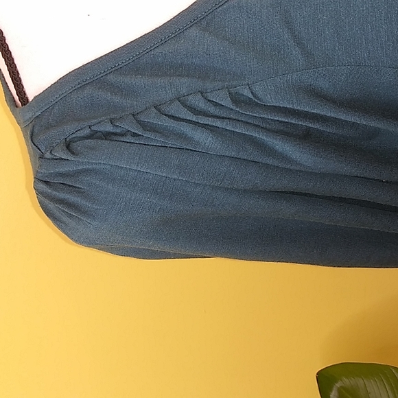 BCBGirls Green Blouse Size XS - Picture 8 of 13